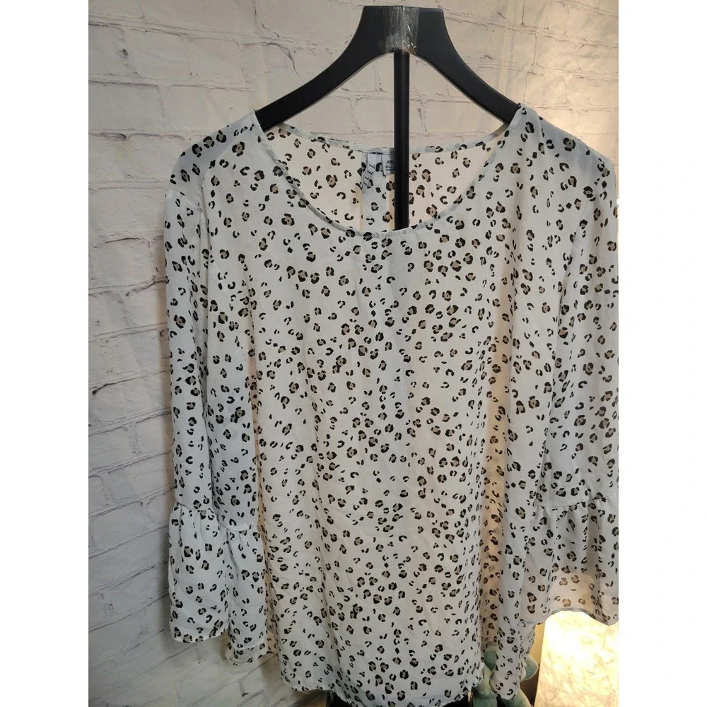 Elle Women XXL Leopard Print Bell Sleeve Blouse White Animal Spot Crew Neck Top